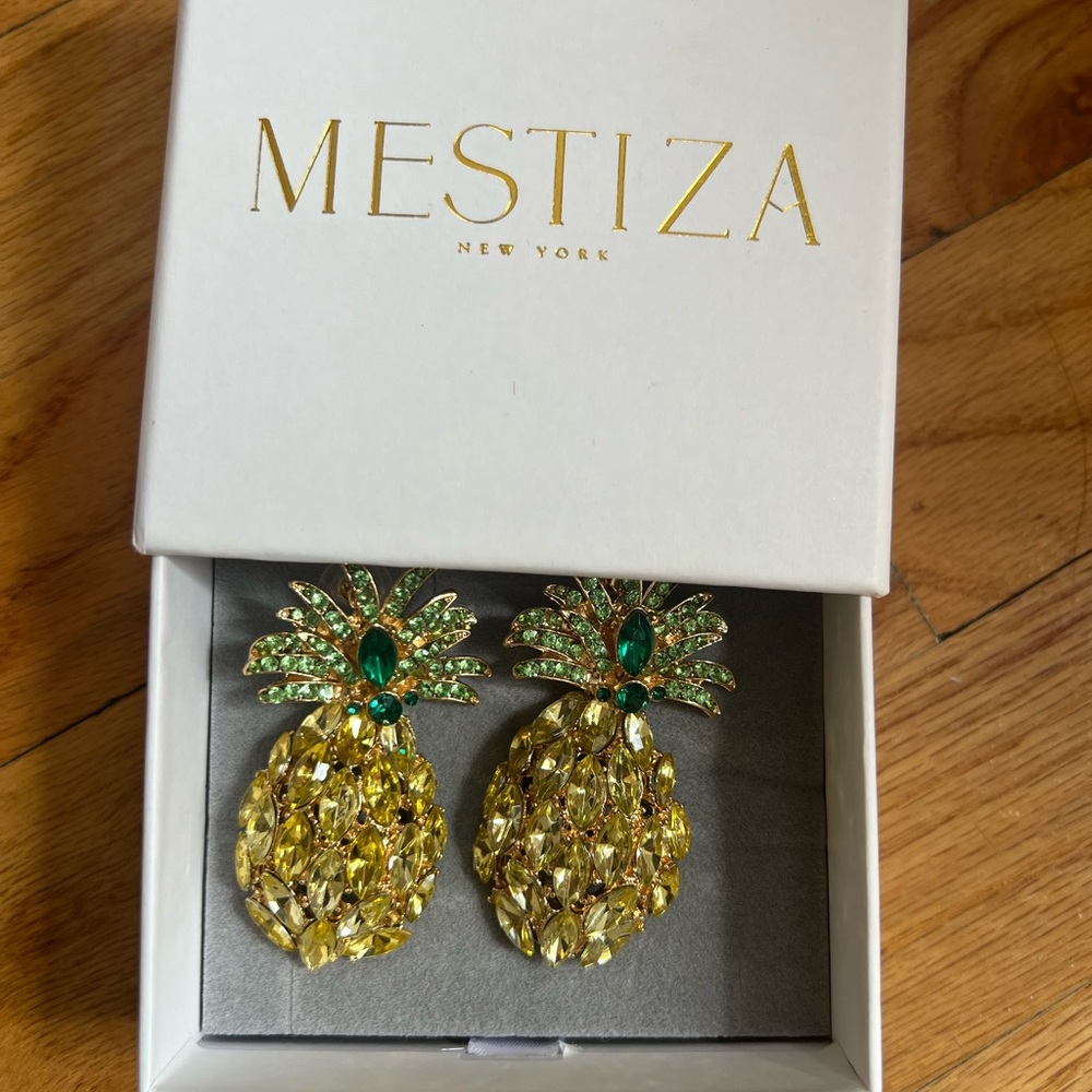 Piña Drop Earrings